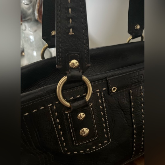 Coach Satchell - Picture 4 of 13